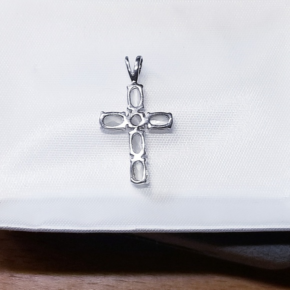 Silver Cross Pendant with Stones - Picture 5 of 6